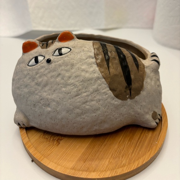 Cat planter pot - Picture 1 of 8